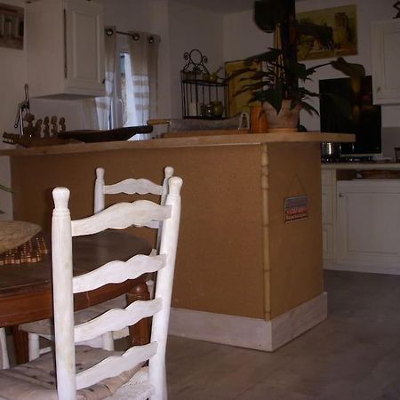 Un Havre De Paix Villa Aigues-Vives  Ngoại thất bức ảnh